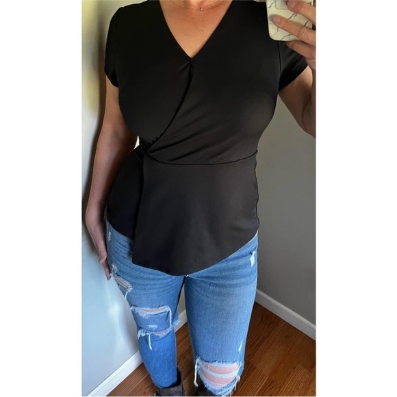 Ann Taylor women’s black wrap top size xsmall - Picture 5 of 12